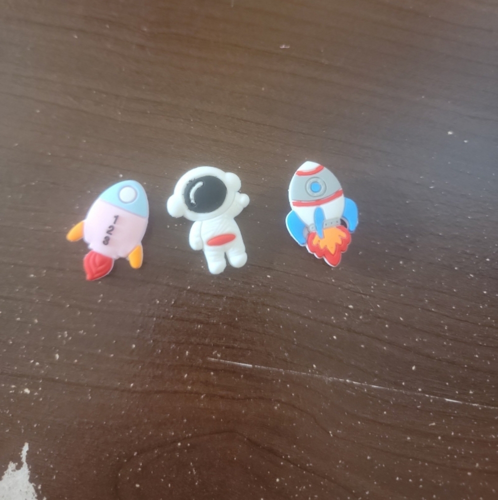 Pop it Croc Charms